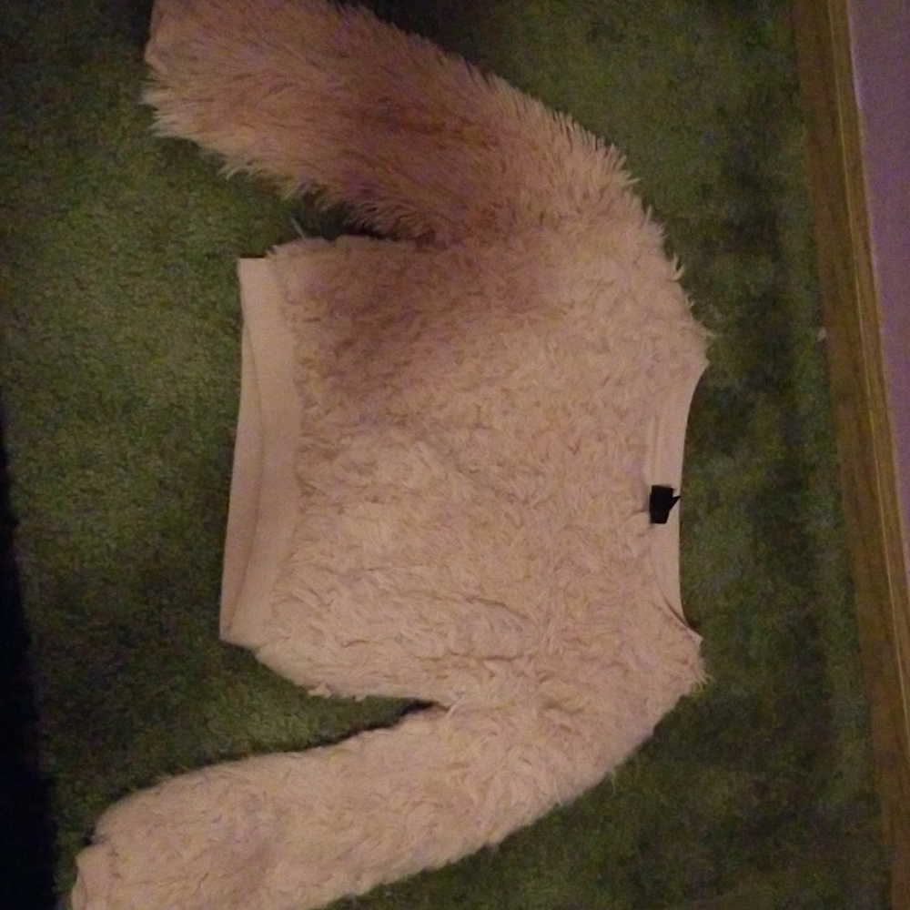 Fuzzy bubblegum pink girls croptop